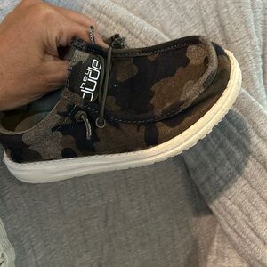 HeyDudes size 12 camo